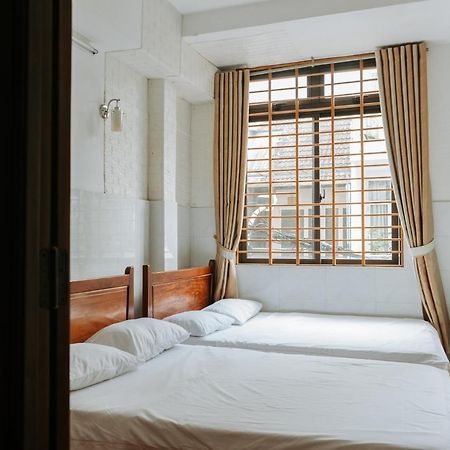 5H Homestay Hue Exterior photo